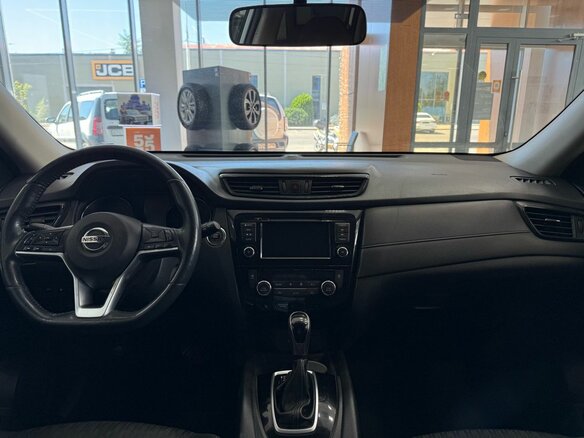2017 Nissan Rogue II Рестайлинг, белый, 1350000 рублей - вид 6