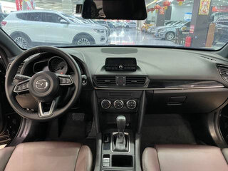 2022 Mazda CX-4 I Рестайлинг, чёрный, 2215000 рублей, вид 5