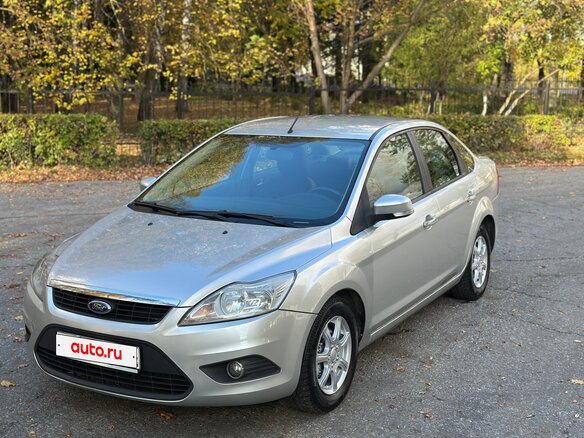 2008 Ford Focus II Рестайлинг, серебристый - вид 3