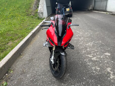 2021 BMW S 1000 RR, красный, 1450000 рублей, вид 2