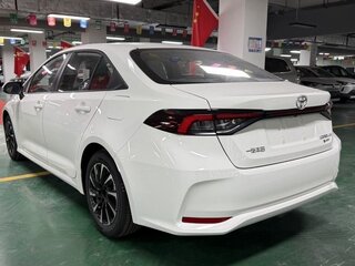 2026 Toyota Corolla XII (E210) Рестайлинг 2, белый, 3620000 рублей, вид 4