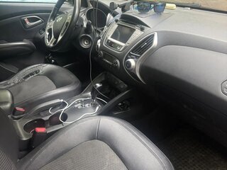 2012 Hyundai ix35 I, чёрный, 915000 рублей, вид 5