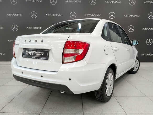 2023 Lada (ВАЗ) Granta I Рестайлинг, белый, 550000 рублей - вид 4