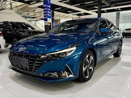 Hyundai Elantra VII (CN7)