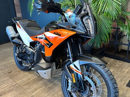 2024 KTM 890 Adventure, оранжевый, 1450000 рублей, вид 2