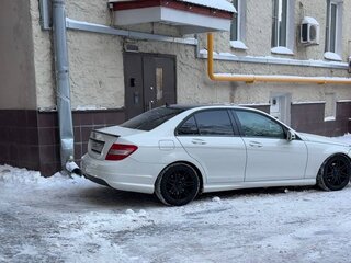2010 Mercedes-Benz C-Класс 200 III (W204), белый, 1200000 рублей, вид 4