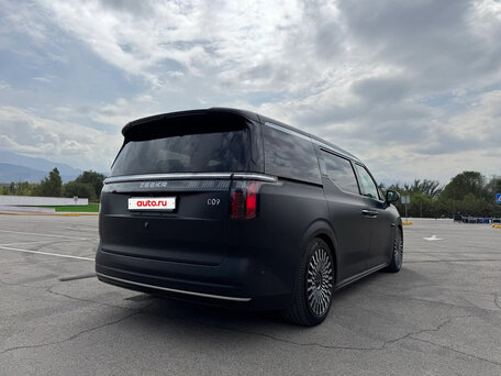 2026 Zeekr 009 108 kWh I Рестайлинг, чёрный, 12985000 рублей, вид 4