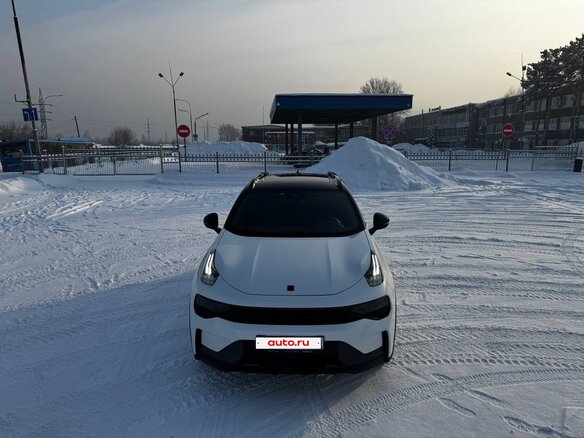 2023 Lynk & Co 01 I Рестайлинг, белый, 3500000 рублей - вид 12