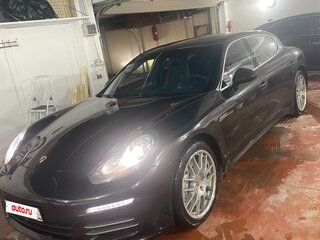 2013 Porsche Panamera 4S Executive I Рестайлинг, чёрный, 3700000 рублей, вид 1