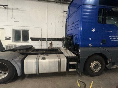 2007 MAN TGX, синий, 1830000 рублей, вид 3