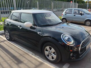 2020 Mini Hatch Cooper III (F55/F56) Рестайлинг, чёрный, 2090000 рублей, вид 1