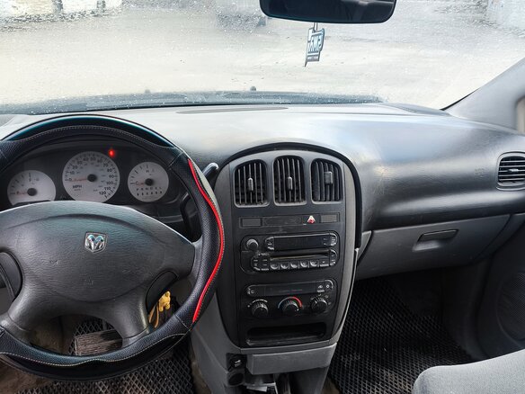 2005 Dodge Caravan 4-speed IV, серый, 490000 рублей - вид 11