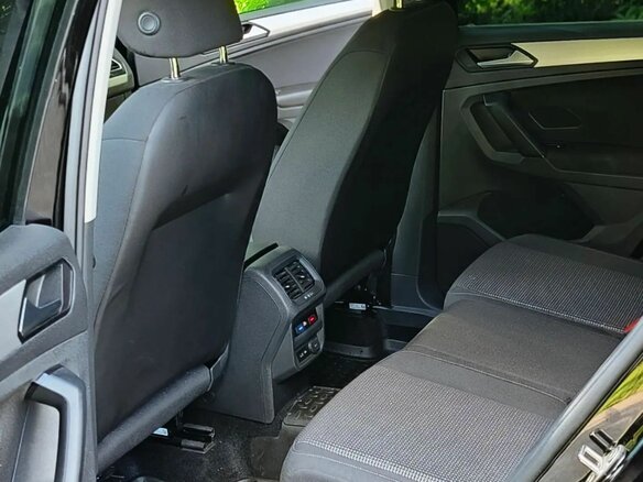 2020 Volkswagen Tiguan II, чёрный - вид 17