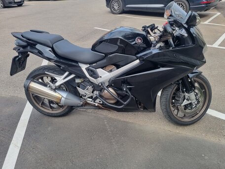 2014 Honda VFR 800, чёрный, 605000 рублей, вид 3