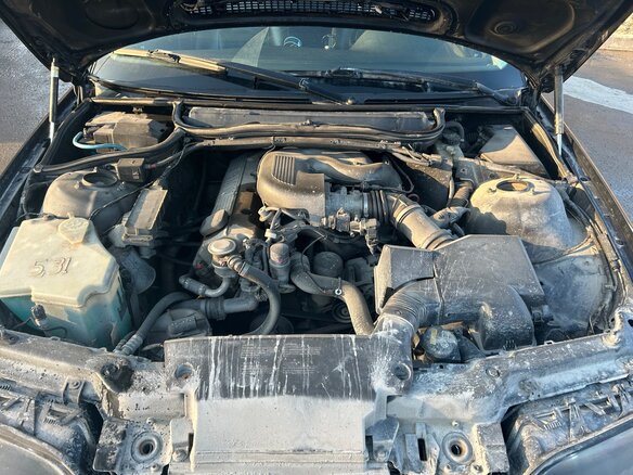 1998 BMW 3 серии 318i IV (E46), чёрный, 360000 рублей - вид 11