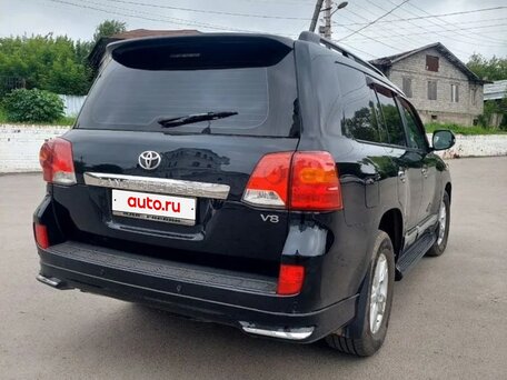 2015 Toyota Land Cruiser 200 Series Рестайлинг 1, чёрный, 3190000 рублей, вид 5