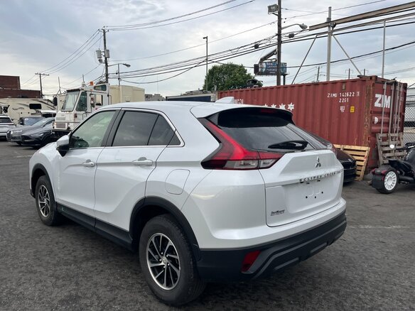 2024 Mitsubishi Eclipse Cross I Рестайлинг, белый, 1750000 рублей - вид 13