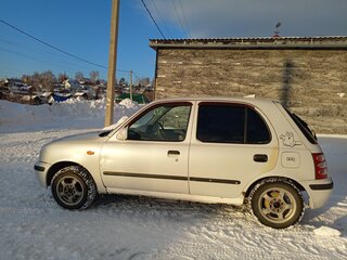 2000 Nissan March II (K11), белый, 200000 рублей, вид 3