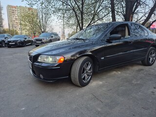 2005 Volvo S60 I Рестайлинг, чёрный, 500000 рублей, вид 2