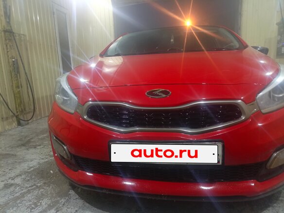 2015 Kia Ceed II, красный, 679999 рублей - вид 2