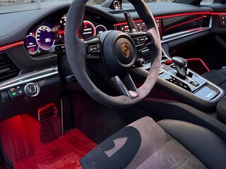 2021 Porsche Panamera GTS II Рестайлинг, чёрный, 16990000 рублей, вид 5