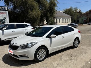 2013 Kia Cerato III, белый, 930000 рублей, вид 1