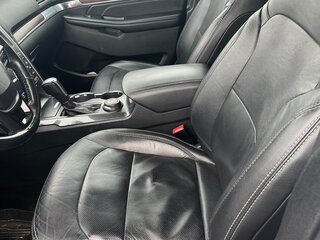 2017 Ford Explorer V Рестайлинг, белый, 2650000 рублей, вид 2
