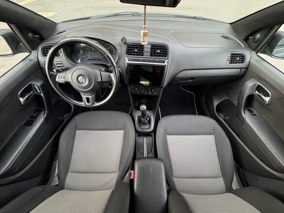 2011 Volkswagen Polo V, серый - вид 7
