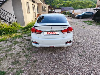 2022 Suzuki Ciaz I Рестайлинг, белый, 1500000 рублей, вид 3