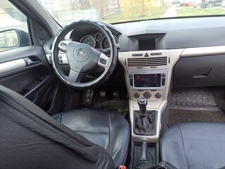 2007 Opel Astra H Рестайлинг, чёрный, 330000 рублей, вид 4