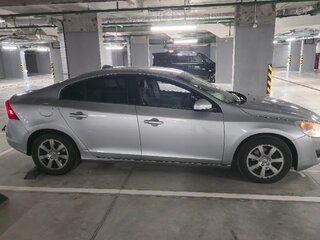 2011 Volvo S60 II, серебристый, 600000 рублей, вид 3