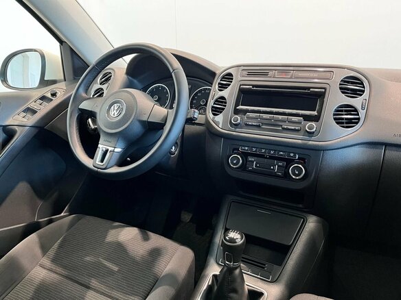 2014 Volkswagen Tiguan I Рестайлинг, белый, 1220000 рублей - вид 9