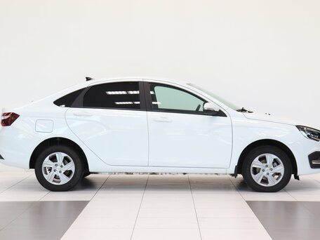 2024 Lada (ВАЗ) Vesta I Рестайлинг (NG), белый, 1233000 рублей, вид 5