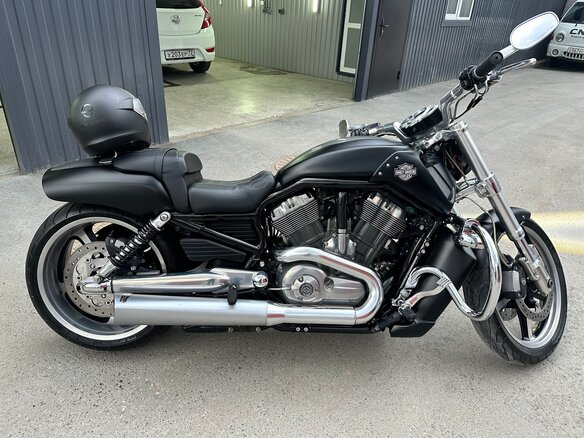 2011 Harley-Davidson V-Rod Muscle, чёрный, 1499000 рублей - вид 2