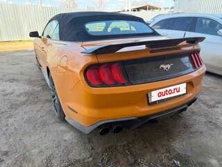 2018 Ford Mustang VI Рестайлинг, оранжевый, 2750000 рублей, вид 4