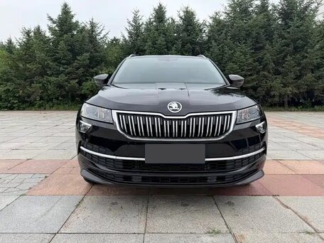 2022 Skoda Karoq DSG7 I, чёрный, 2164000 рублей, вид 2