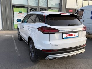 2023 Geely Atlas Pro, белый, 2100000 рублей, вид 3