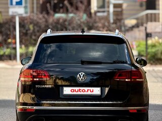 2016 Volkswagen Touareg II Рестайлинг, чёрный, 3500000 рублей, вид 3