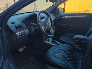 2014 Opel Astra H Рестайлинг, чёрный, 870000 рублей, вид 5