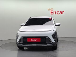 2023 Hyundai Kona II (SX2), белый, 2360000 рублей, вид 2