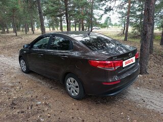 2016 Kia Rio III Рестайлинг, коричневый, 730000 рублей, вид 5
