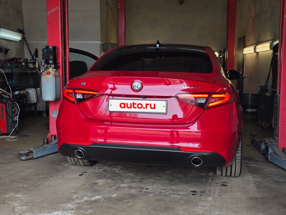 2017 Alfa Romeo Giulia II (952), красный, 3000000 рублей - вид 9