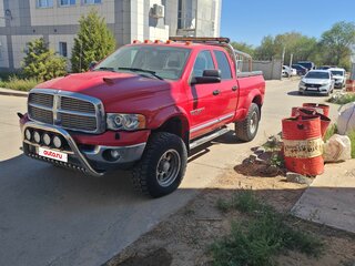 2004 Dodge RAM III (DR/DH), красный, 2900000 рублей, вид 1