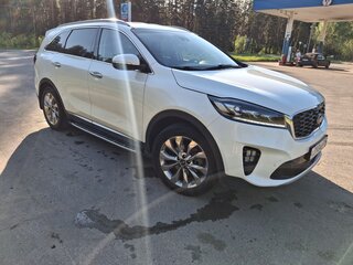 2018 Kia Sorento II Рестайлинг, белый, 2850000 рублей, вид 1