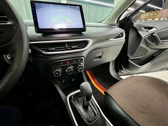 2019 Chevrolet Tracker IV, чёрный - вид 7