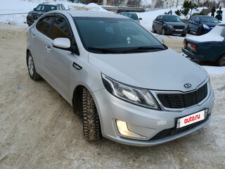 2012 Kia Rio 5-speed III, серебристый, 769999 рублей, вид 2