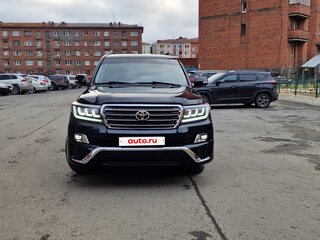 2012 Toyota Land Cruiser 200 Series Рестайлинг 1, чёрный, 4500000 рублей, вид 2