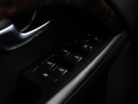 2014 Volvo XC70 II Рестайлинг, чёрный, 1899000 рублей - вид 15