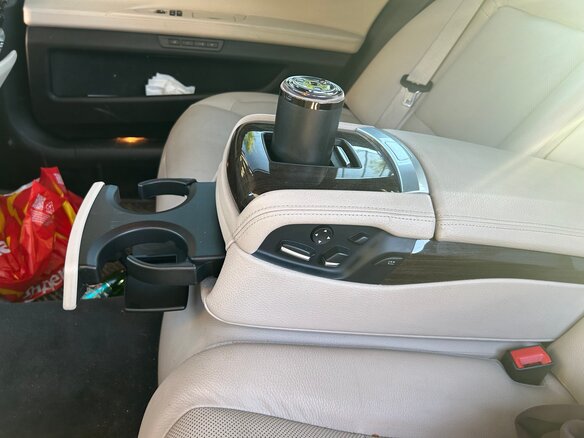 2009 BMW 7 серии Long 750Li xDrive V (F01/F02/F04), чёрный, 1180000 рублей - вид 12