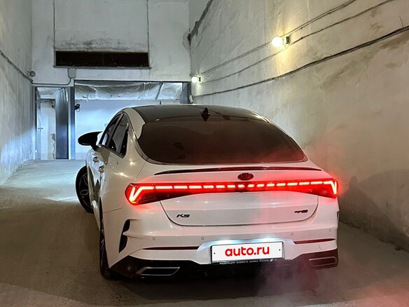 2020 Kia K5 III, белый - вид 7
